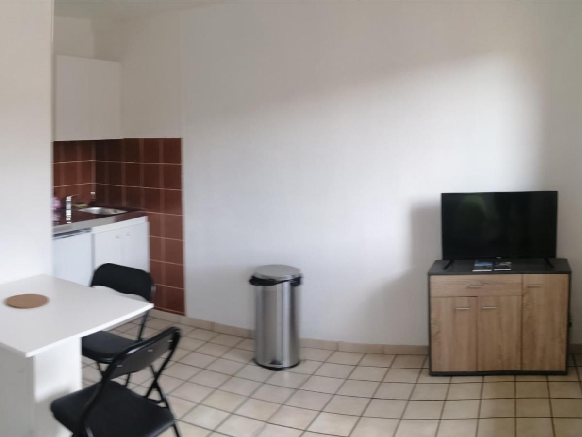 Apartament Coquelicot Massiac Zewnętrze zdjęcie